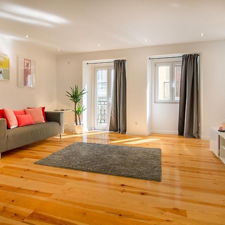 Bica Historical Tram Apartment Lisbon Luaran gambar